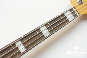 American Ultra Jazz Bass - Ultaraburst